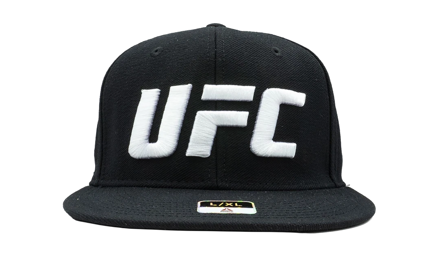 UFC Structured Flex Hat "Black/White" MZ863 005 UUFC