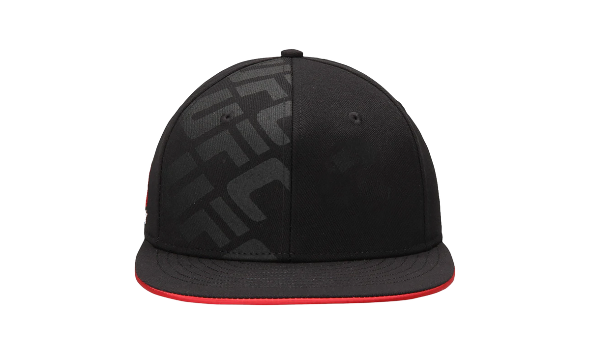 UFC Flexfit Hat "Black / Red" M641Z 101 UUFC