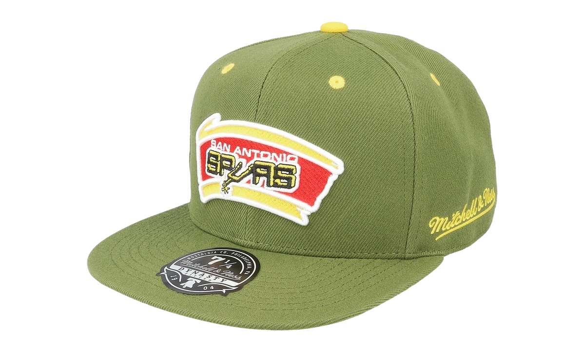 NBA Hardwood Classics Fitted Cap "San Antonio Spurs - Olive" 6HSFSH21249 SASOLIV