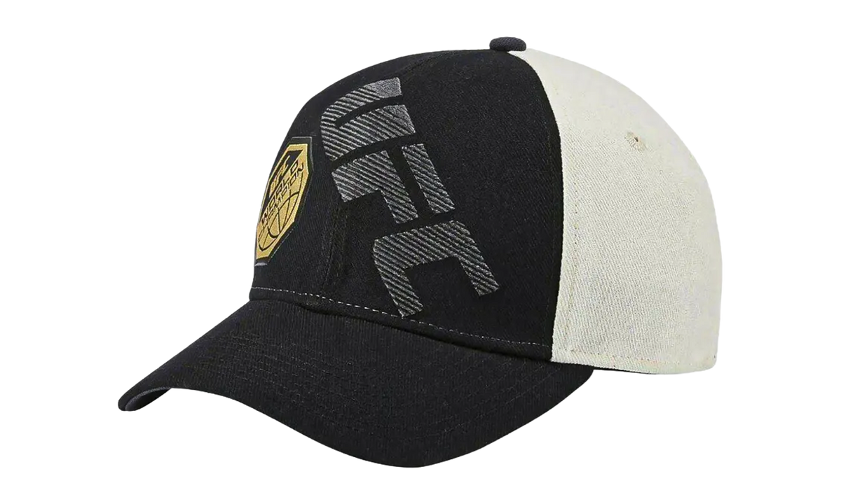 UFC Structured Flex Hat "Black / Cream / Gold - World Champion" M737Z 040 UWCGD